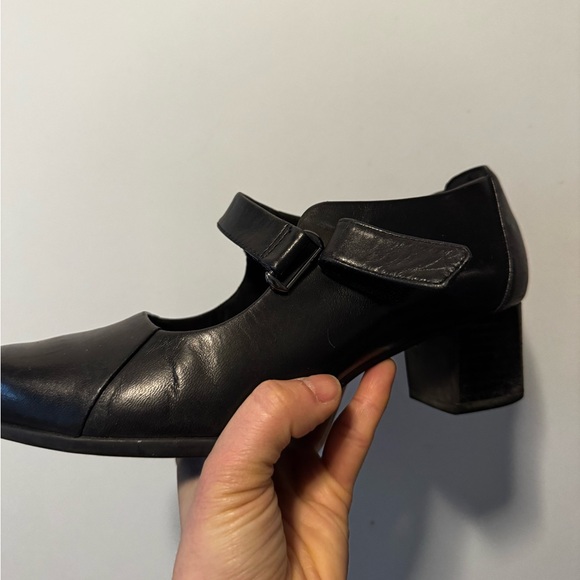 Dark brown Women's Mary Jane Shoes Clarks size 7.5 US 38 EURO - Picture 2 of 8